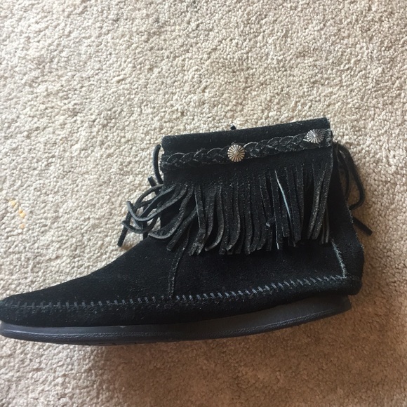 Minnetonka booties - Picture 4 of 5